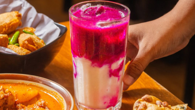 Jus naga campur sirsak. [Instagram]